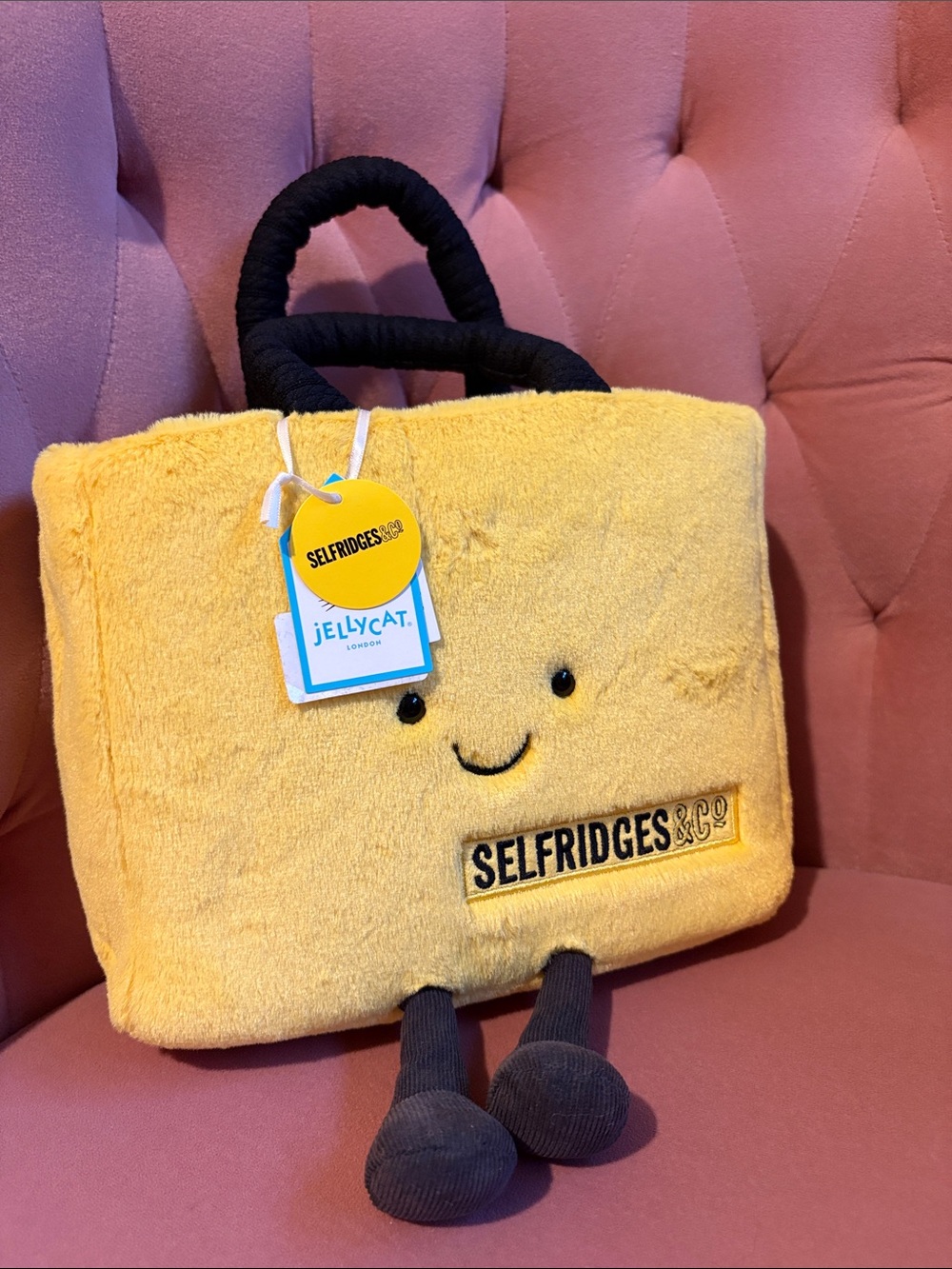 Jellycat x Selfridges “amusables Selfridges bag” exclusive to London